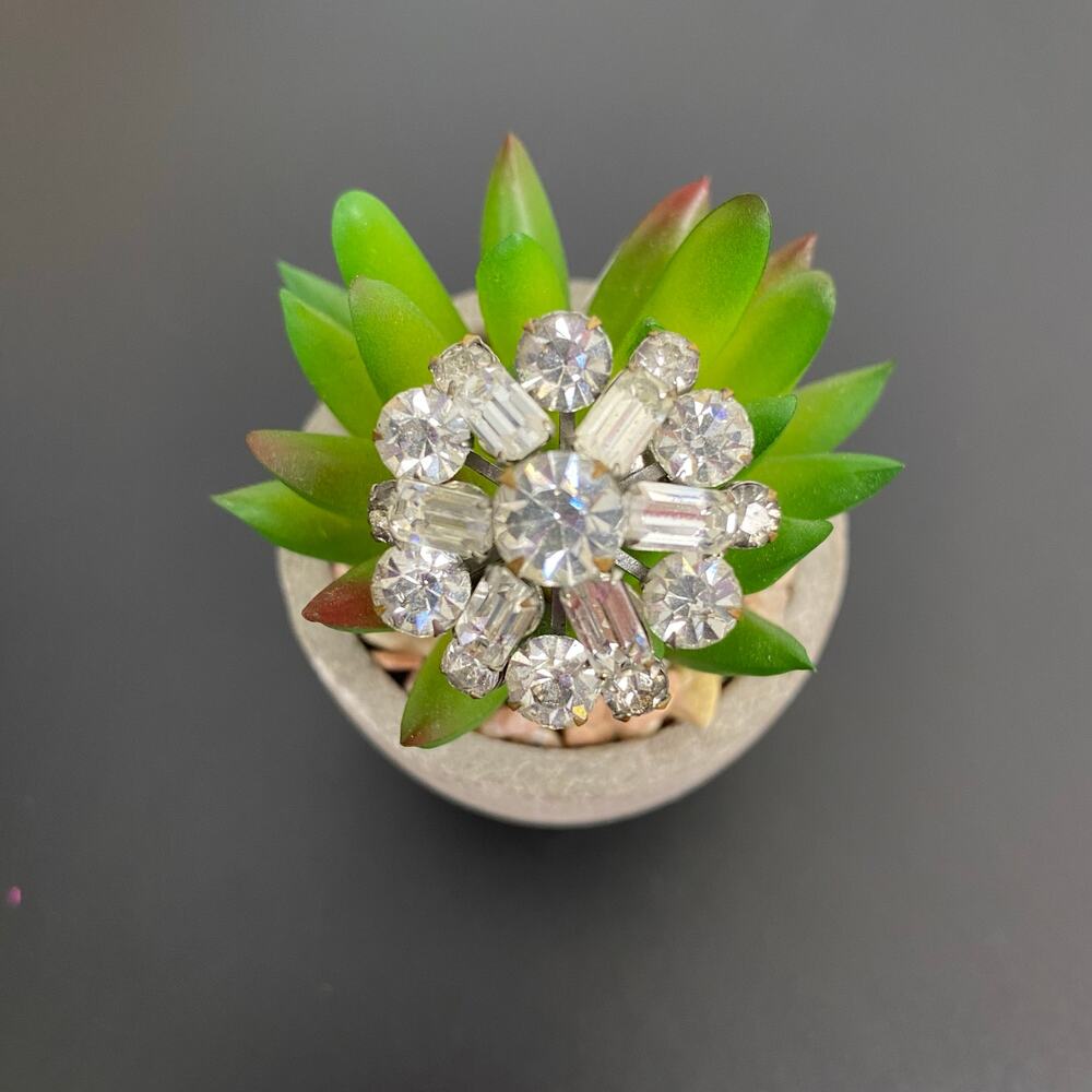 Vintage 1950s Rhinestone Cluster Brooch | Mid-Century Statement Pin